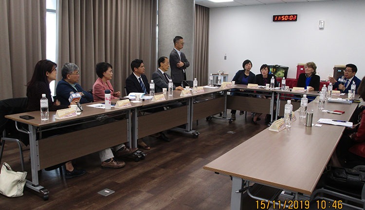 PCAAE meets with Taiwanese association leaders
